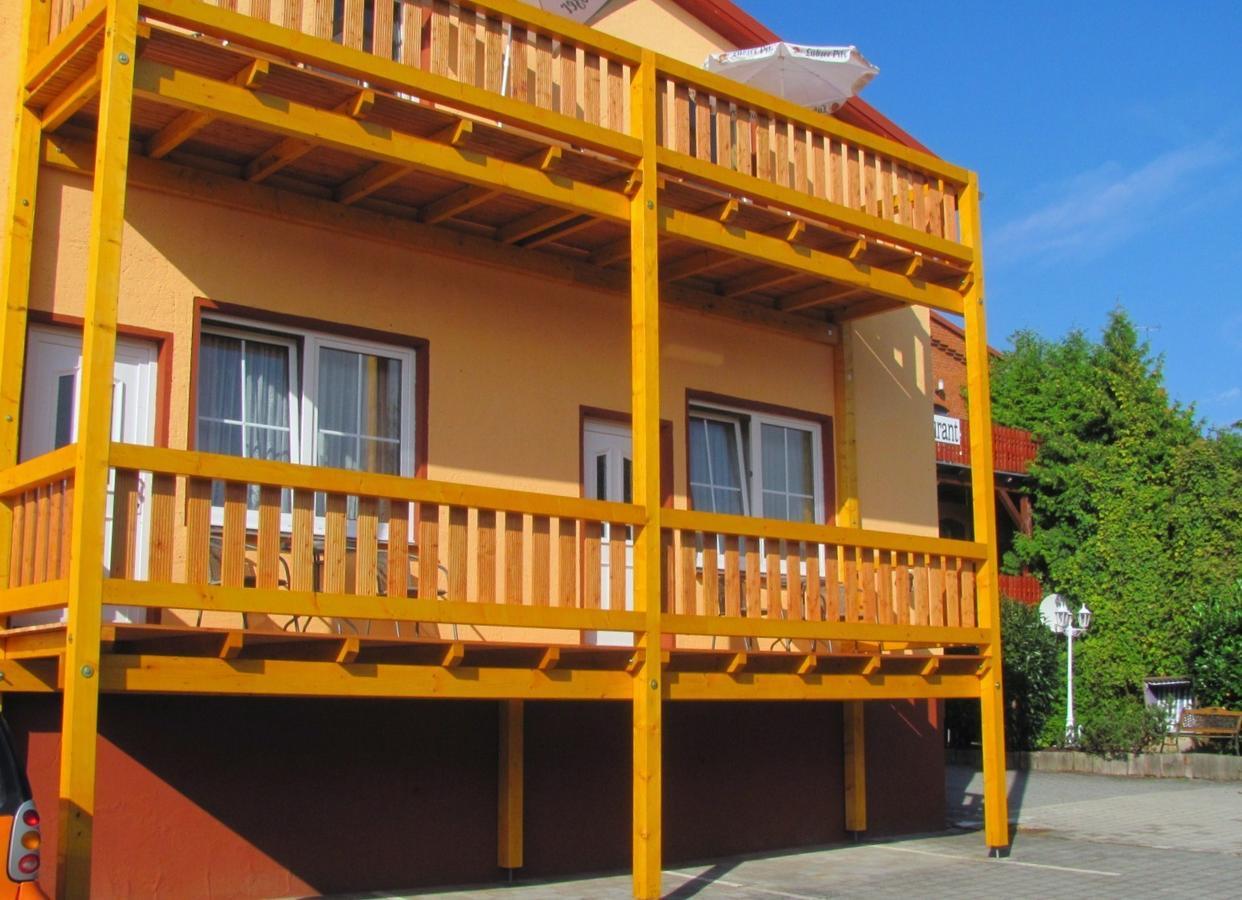 Hotel-Restaurant Christine Lübz Εξωτερικό φωτογραφία